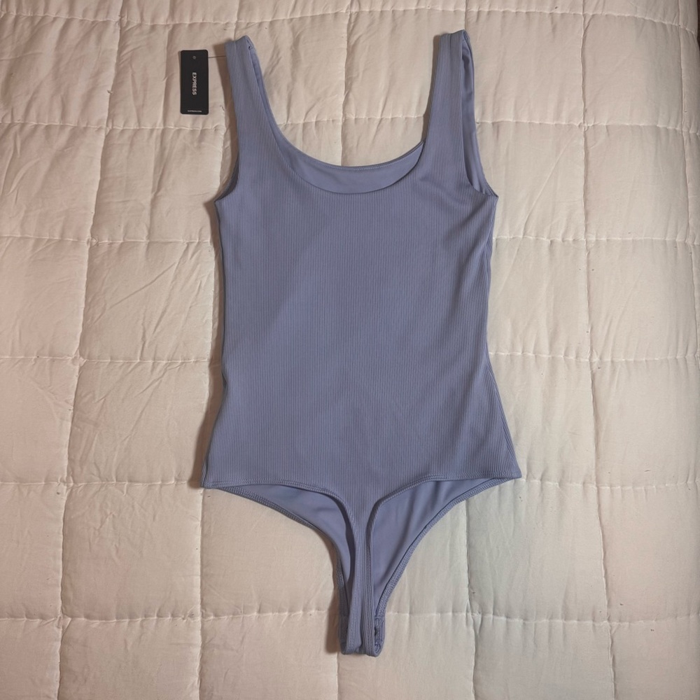 Express Body Contour High Compression Ribbed Scoop Neck Bodysuit - Picture 2 of 6